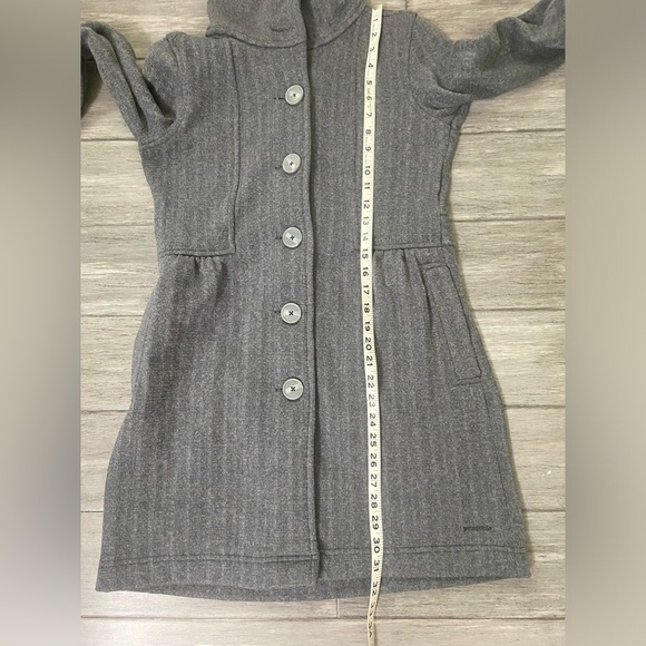 PATAGONIA Better Sweater Pea Coat Gray Size Small - Picture 4 of 11